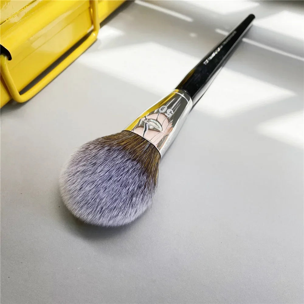 Professional Light Powder Brush 50 Tapered Shaped Light Air Powder Finish Beauty Makeup Brush Tool