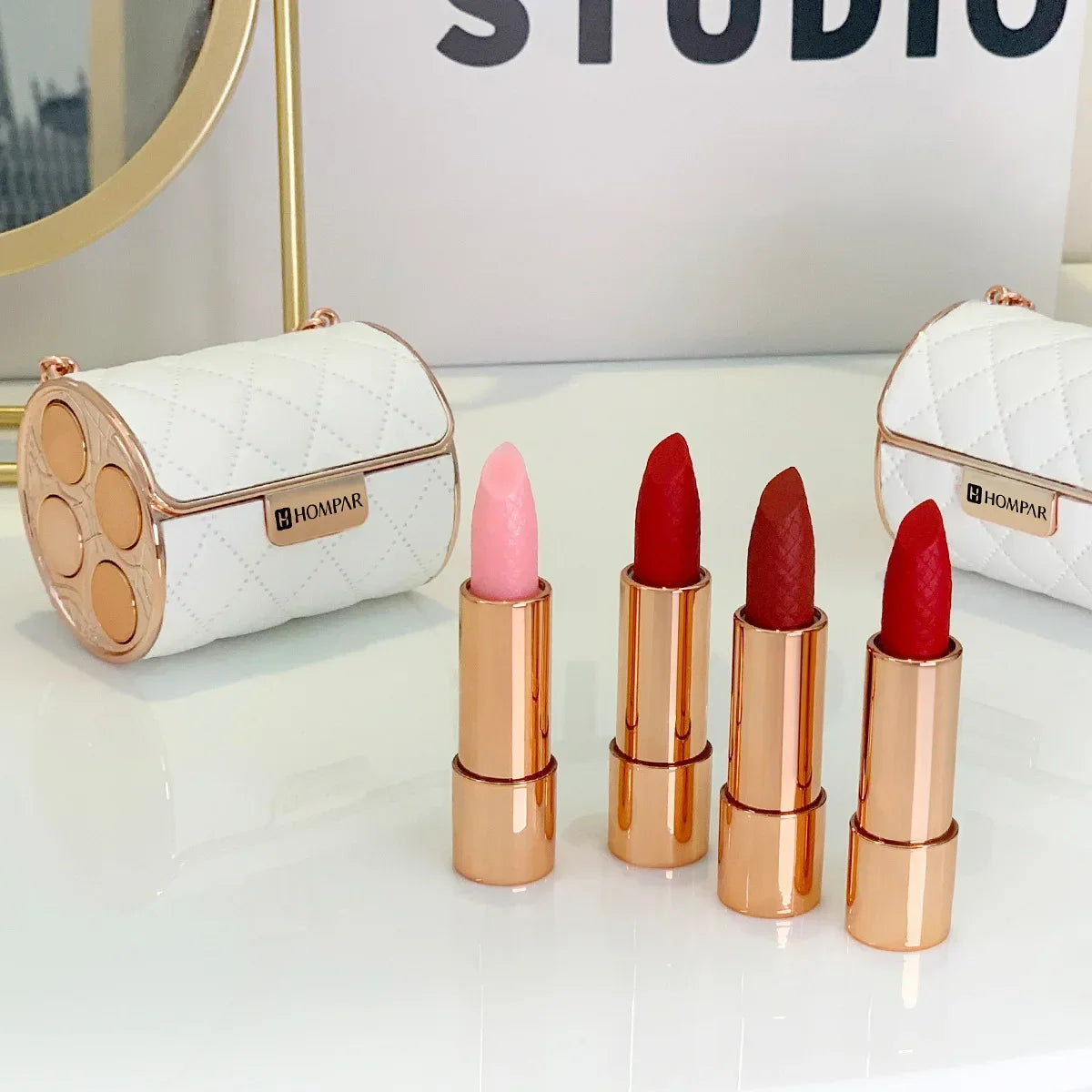 Chain Bag Lipstick Set 4 Color Long Lasting Matte Lip Stick White Leather Gift Box for Girl Women's Birthday Gift makeup