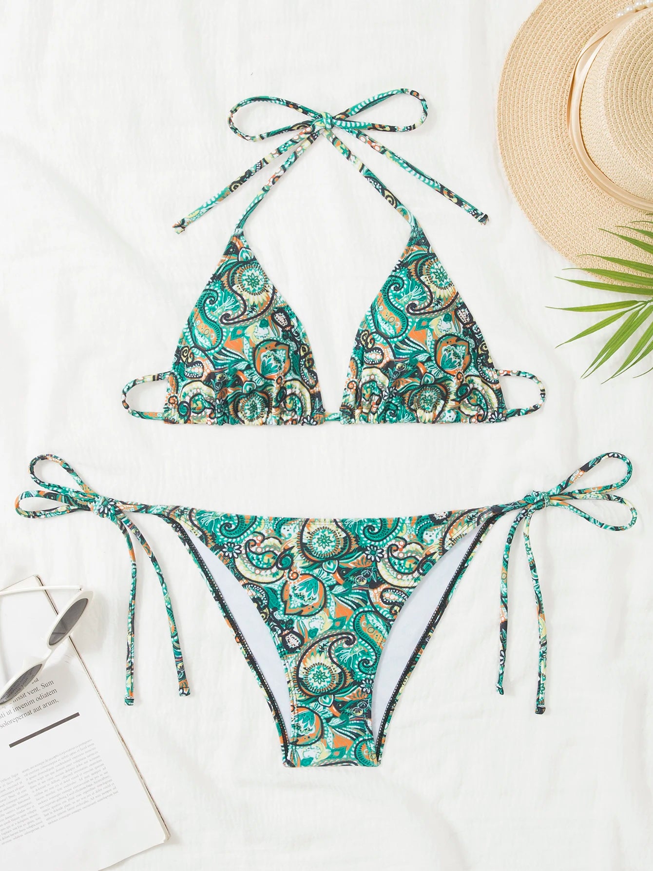 Chic Vintage-Inspired Paisley Print Bikini
