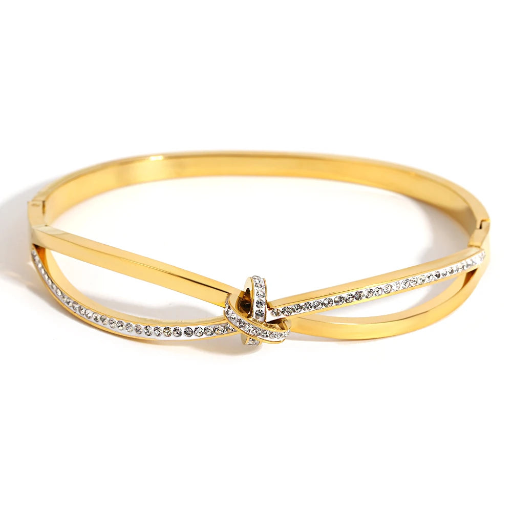 Rhinestones Bracelet with White Shell