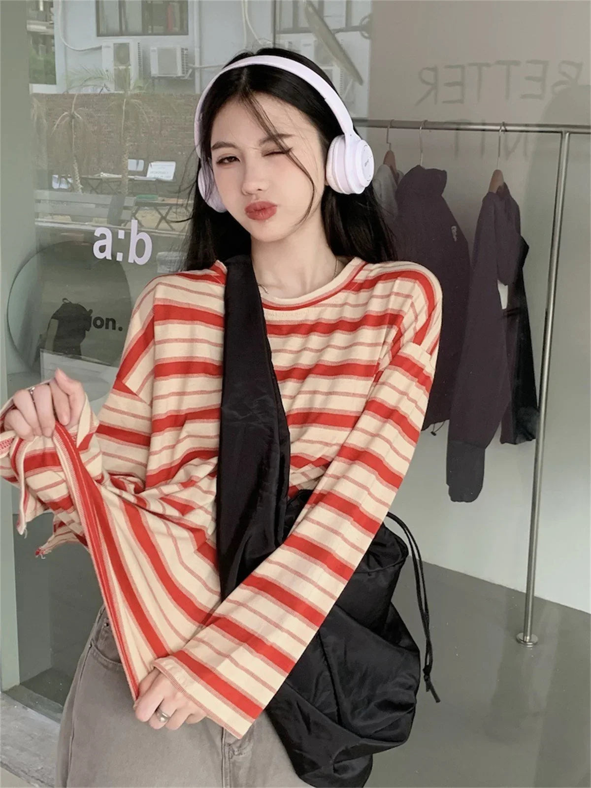 Classic and Versatile Spring Striped Women's T-shirt Kawaii Summer Long Sleeved Shirt Korean Women's Oversized Cool Top T-shirt