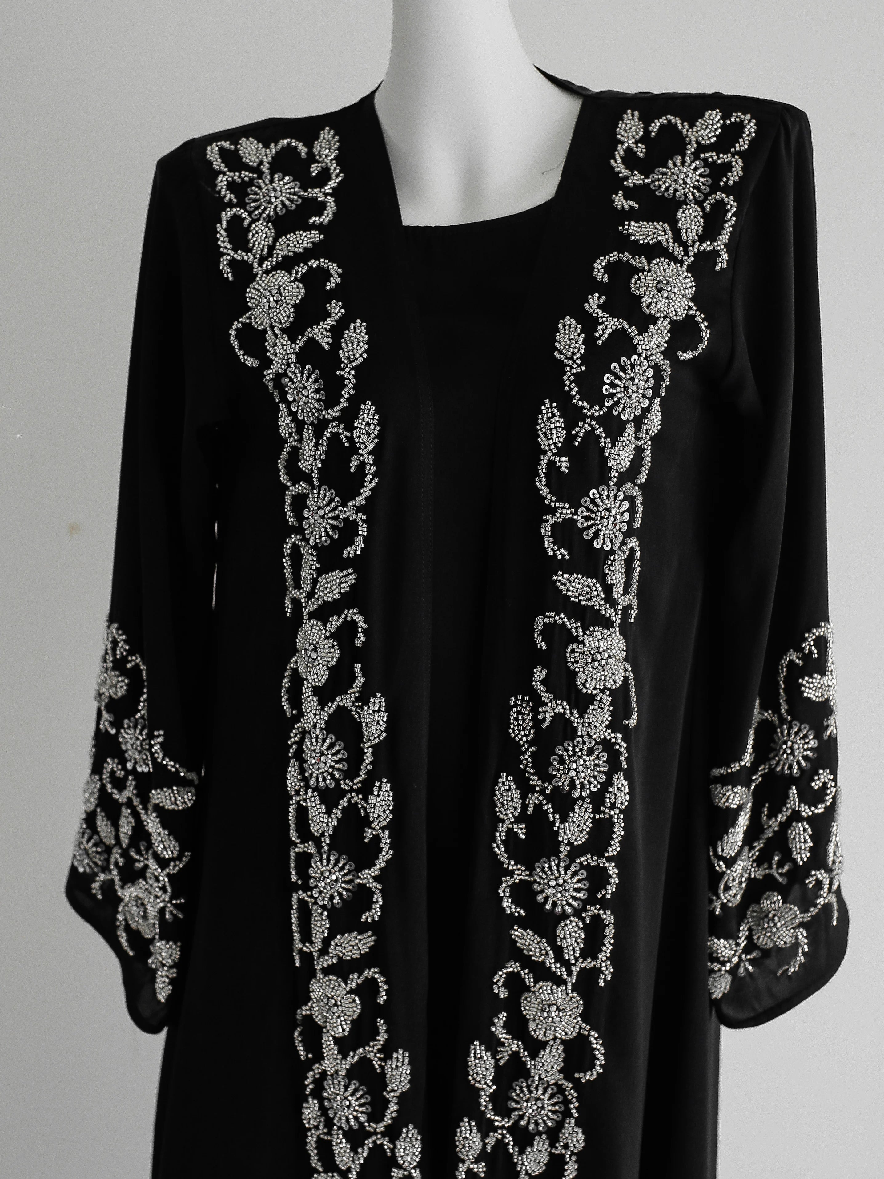 Black Silver Nail Beaded Abaya