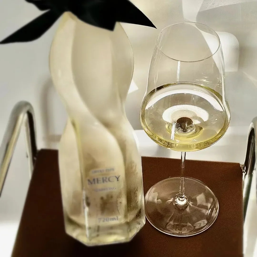 Burgundy Bordeaux Style Upscale Banquet Party Wine Glass