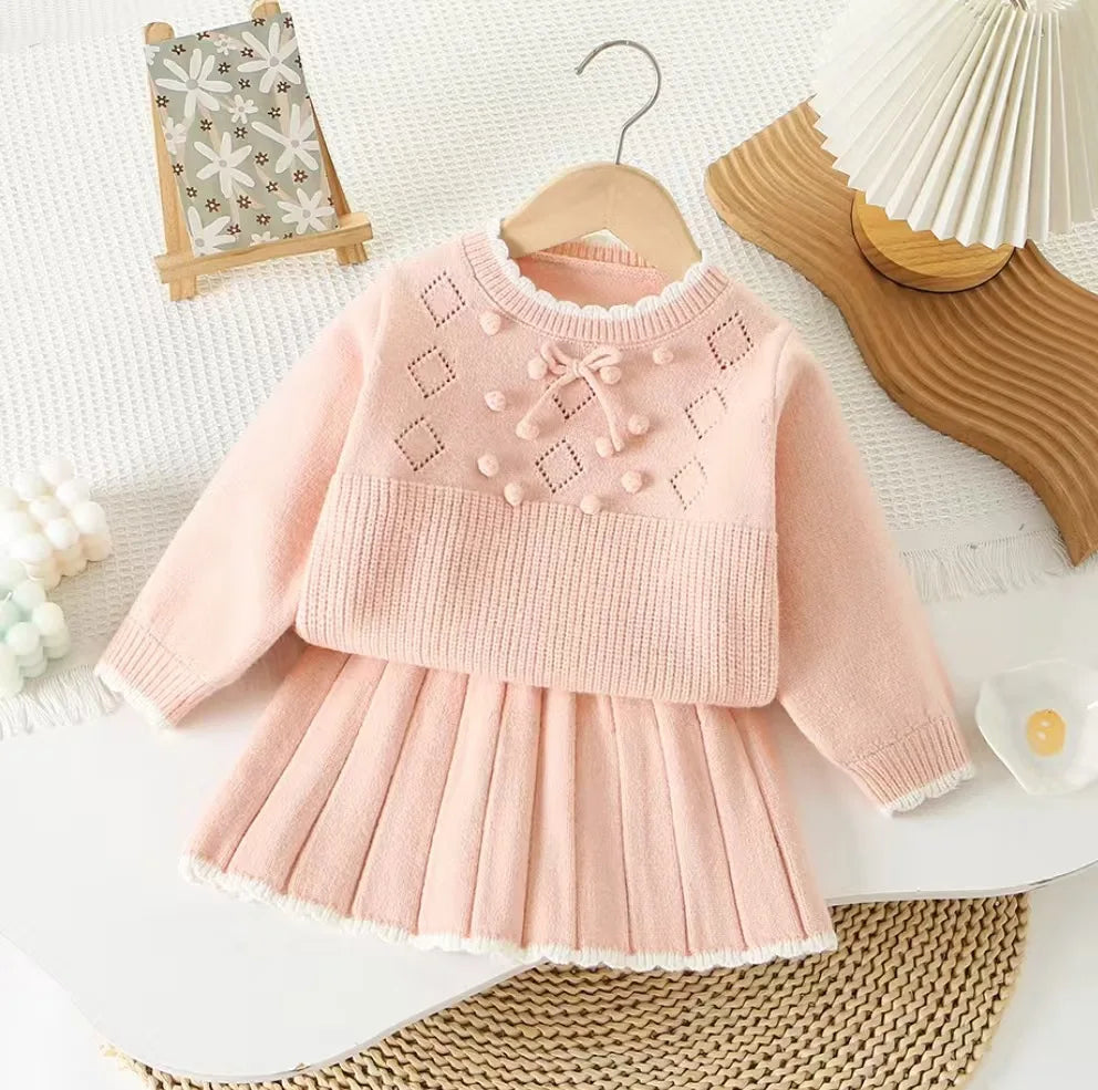 Knitted Pullover+Pleated Skirt Set