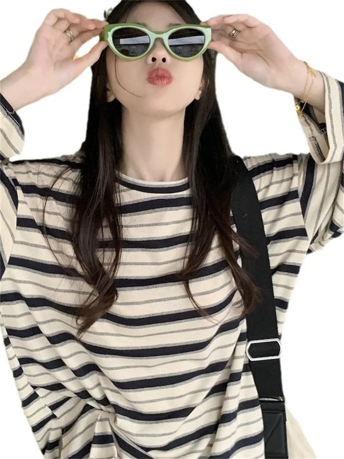 Classic and Versatile Spring Striped Women's T-shirt Kawaii Summer Long Sleeved Shirt Korean Women's Oversized Cool Top T-shirt