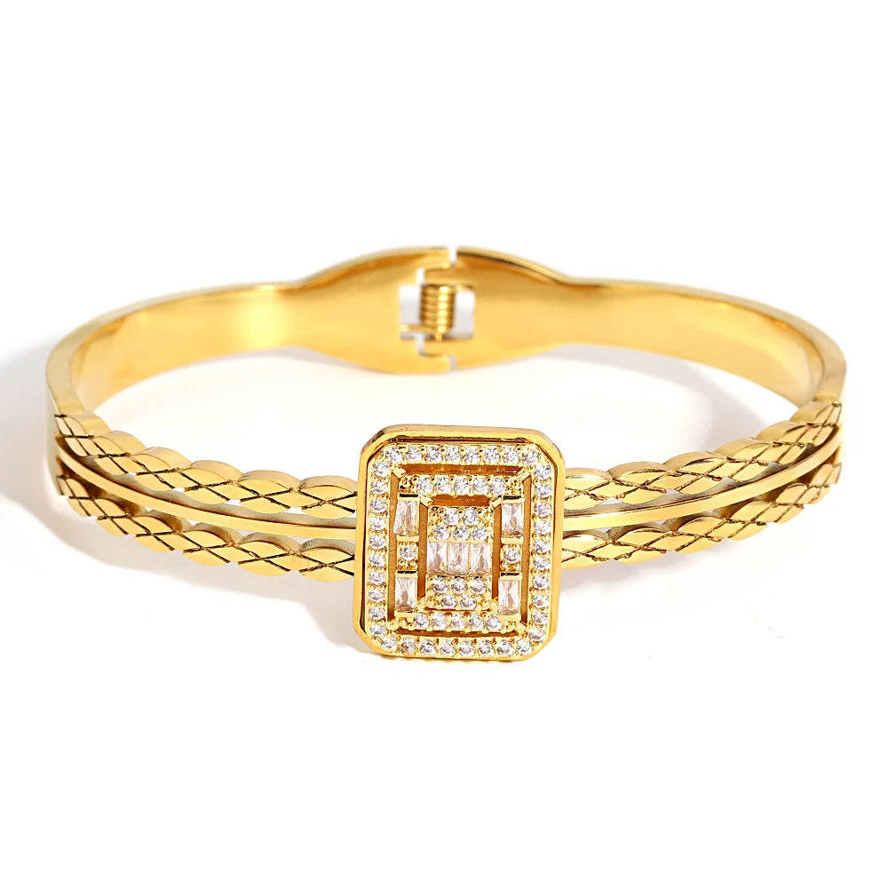 Rhinestones Bracelet with White Shell