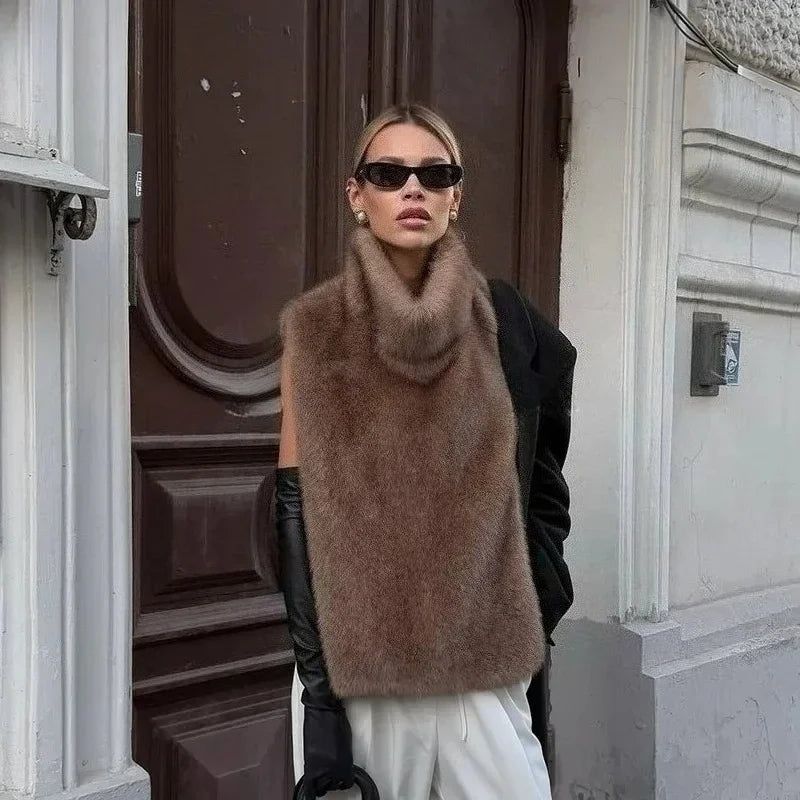 2025 Brand Fashion Faux Fur Sable Vest Crop Top Autumn Winter Turtleneck Eco Mink Fur Tank Tops Sleeveless Jacket Coat