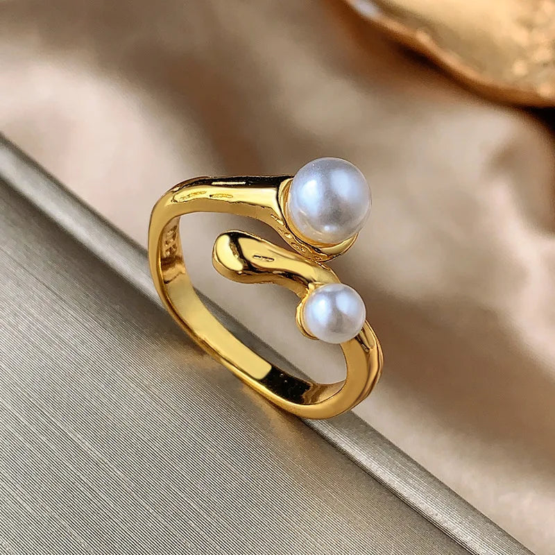 Irregular Branch Pearl Open Rings